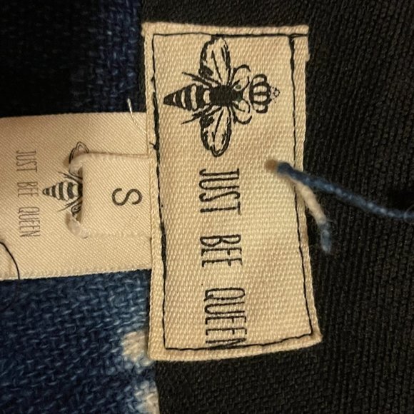 Just Bee Queen Small Tie Dye bell bottoms - Picture 3 of 4